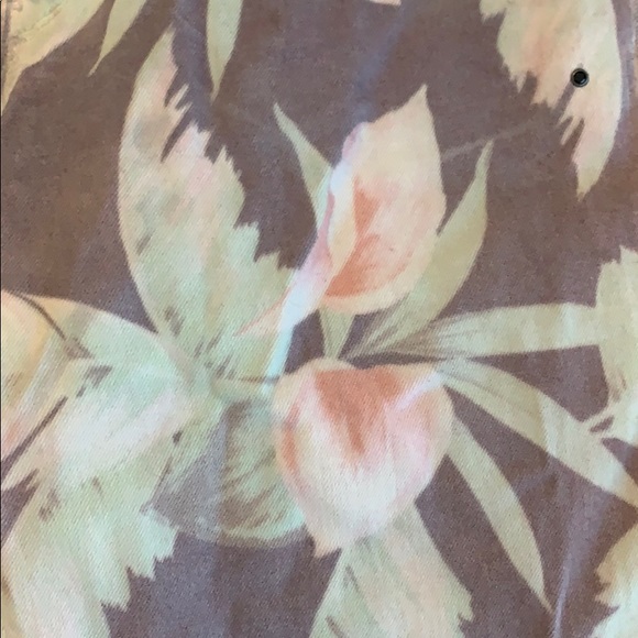 Flower print Guess Skinny Jeans. - Picture 7 of 7